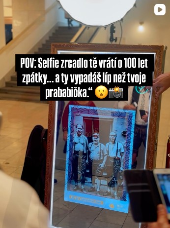Selfie zrcadlo reel